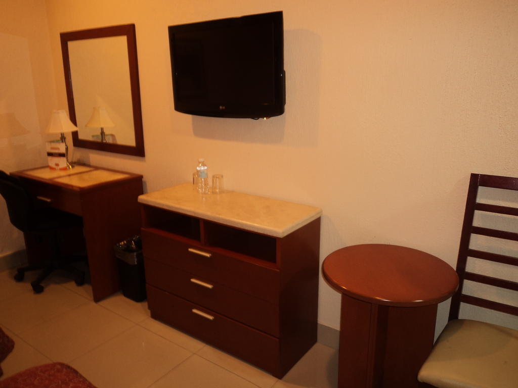 Hotel Fenix Los Mochis Exterior foto